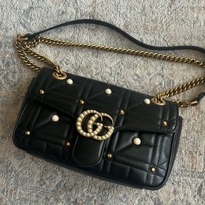 GUCCI GG Marmont Shoulder Bag